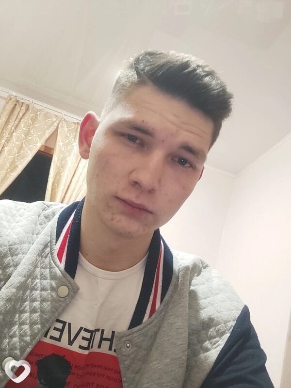 Павел, 27, Москве — анкета №240686