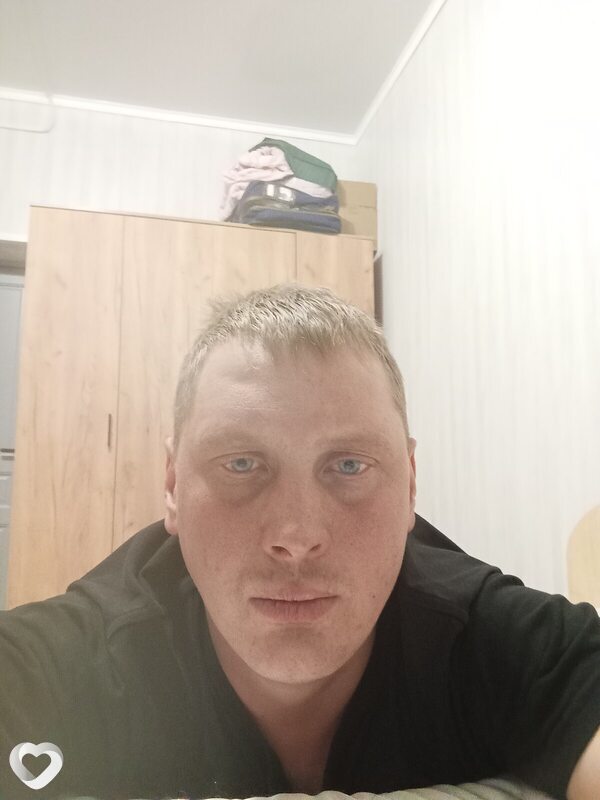 Максим, 29, Братске — анкета №241745