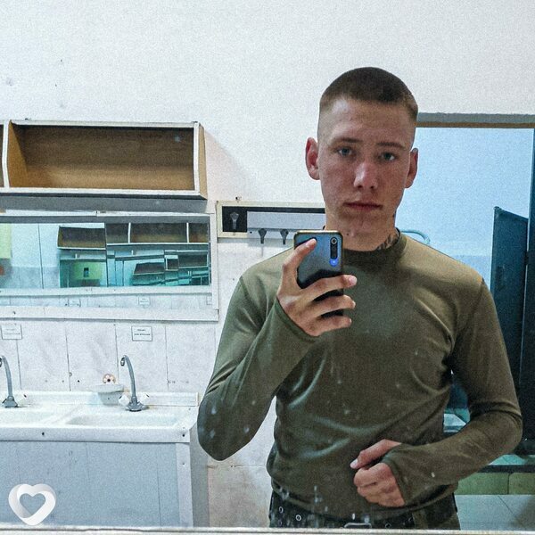 Саша, 25, Москве — анкета №244575