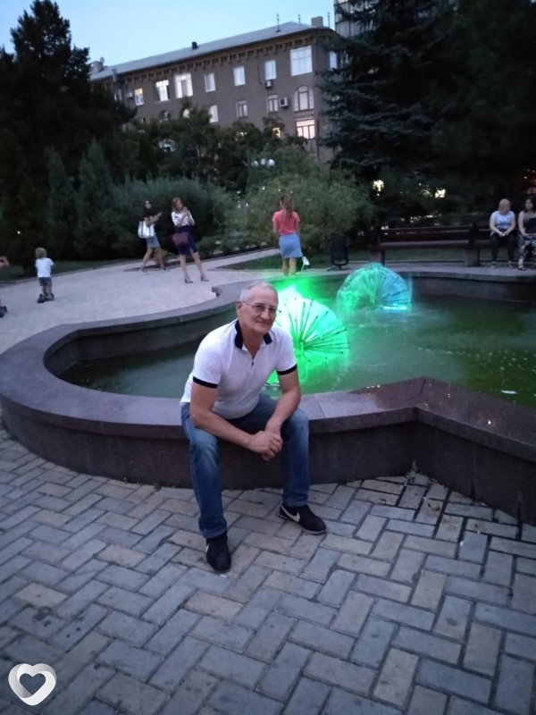 Виктор, 72, Донецк (Ростовская Обл.) — анкета №245424
