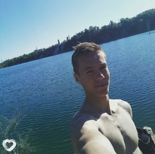 Данил, 26, Катовице — анкета №245885