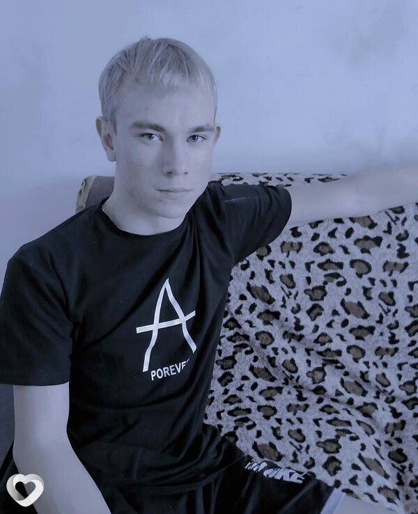 Александр, 23, Кемерове — анкета №246623