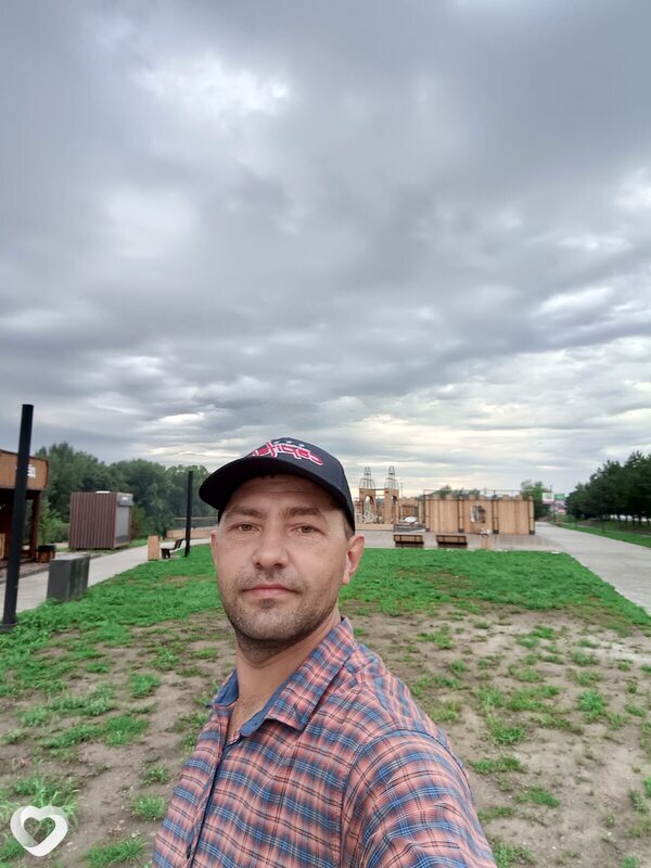 Юрий, 41, Мысках — анкета №247611
