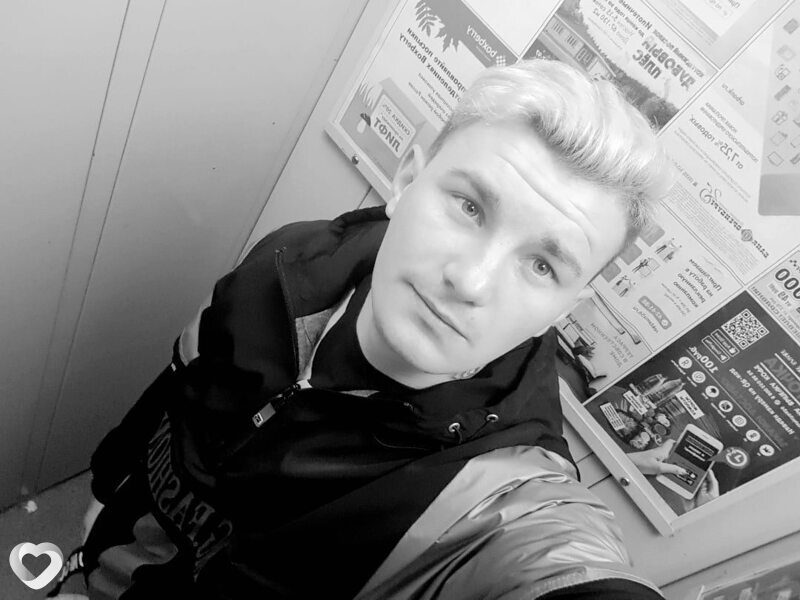 Алекс, 23, Оренбурге — анкета №247796