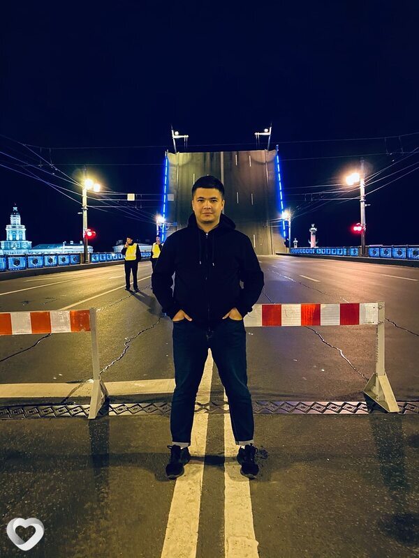 Артём, 27, Москве — анкета №251527