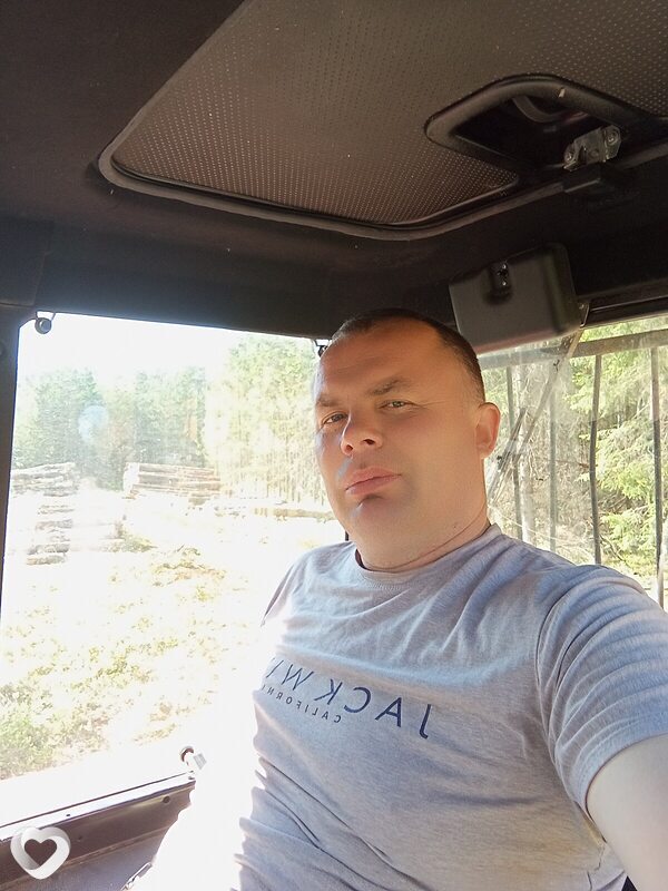 Олег, 46, Старых Дорогах — анкета №252604