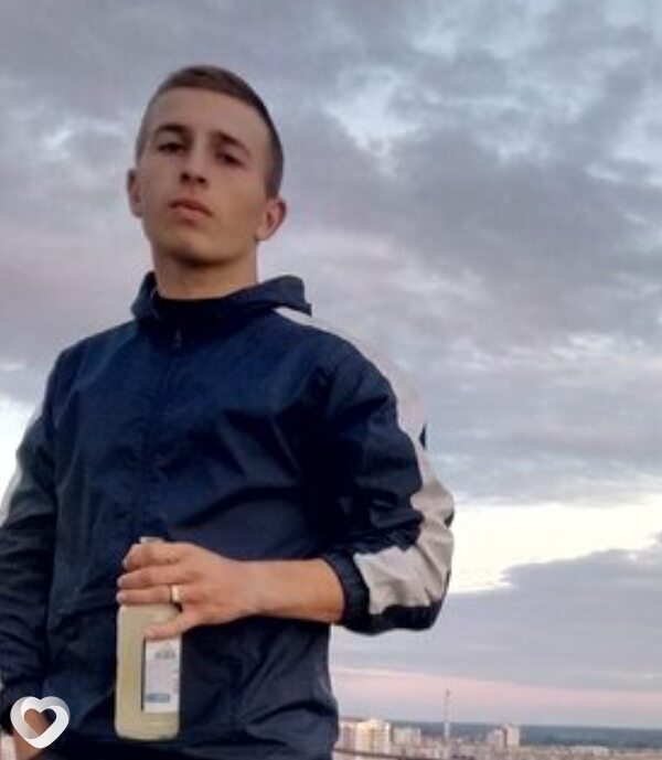 Валентин, 27, Витебске — анкета №255879