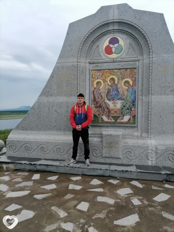 Антон, Пласт