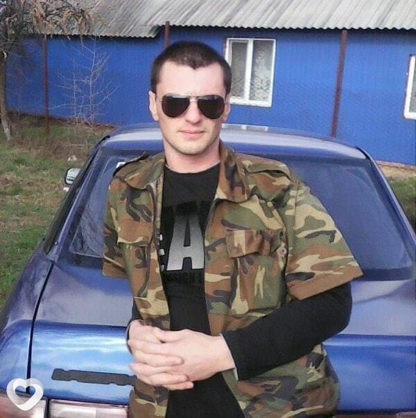 Виктор, 41, Кореновске — анкета №261755