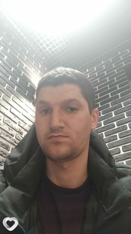 Виkтор, Москва