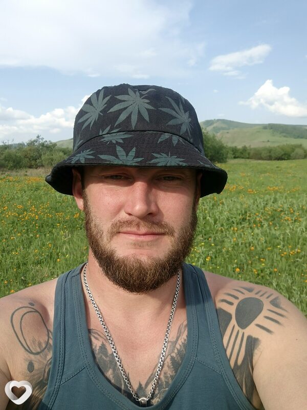 Виктор, 30, Ужуре — анкета №263163
