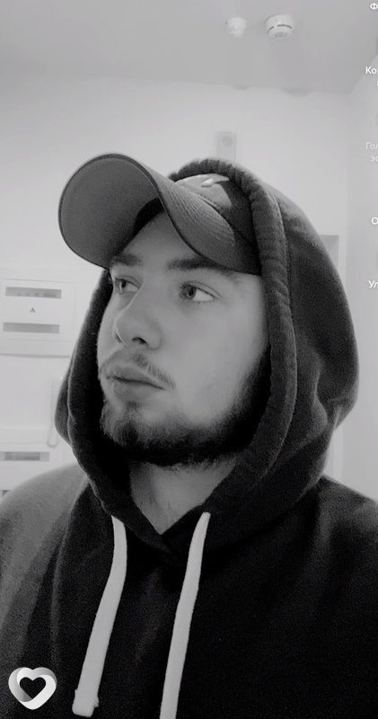 Илья, 23, Екатеринбурге — анкета №265135