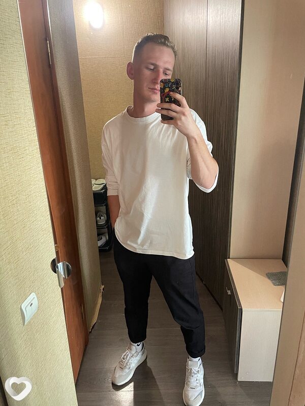 Дима, 25, Санкт-Петербурге — анкета №266069