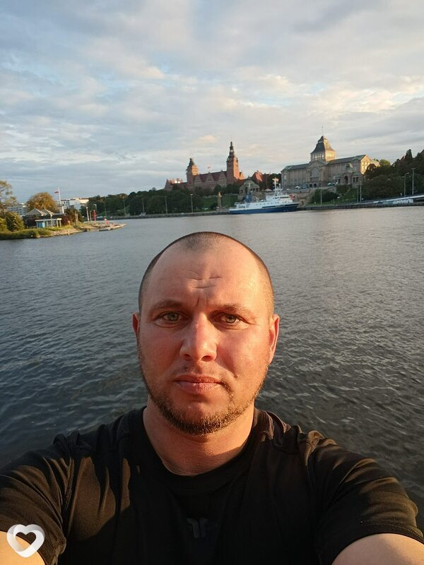 Banderа, 42, Львове — анкета №273620