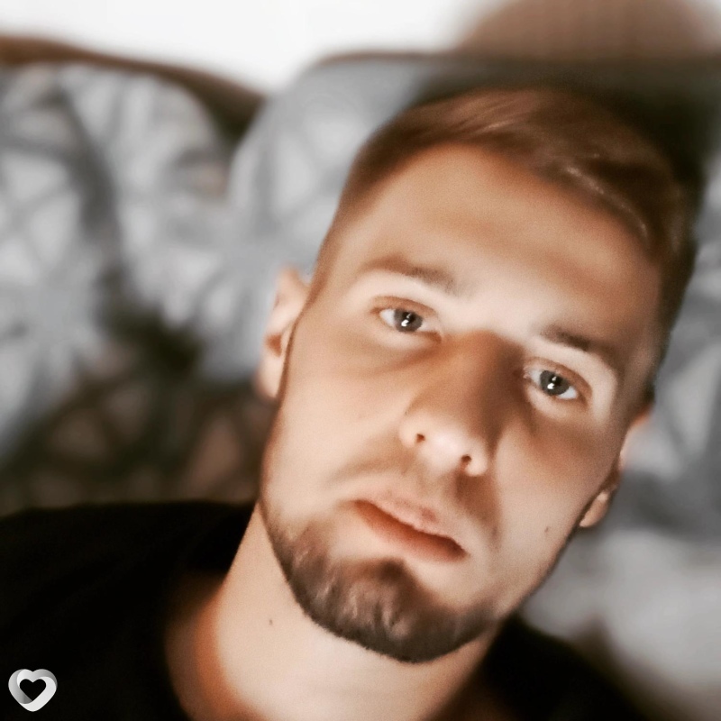 Илья, 24, Смоленске — анкета №276019