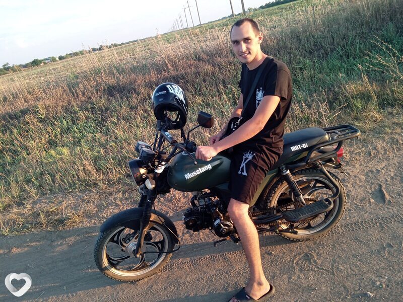 Игорь, 27, Мелитополе — анкета №279753