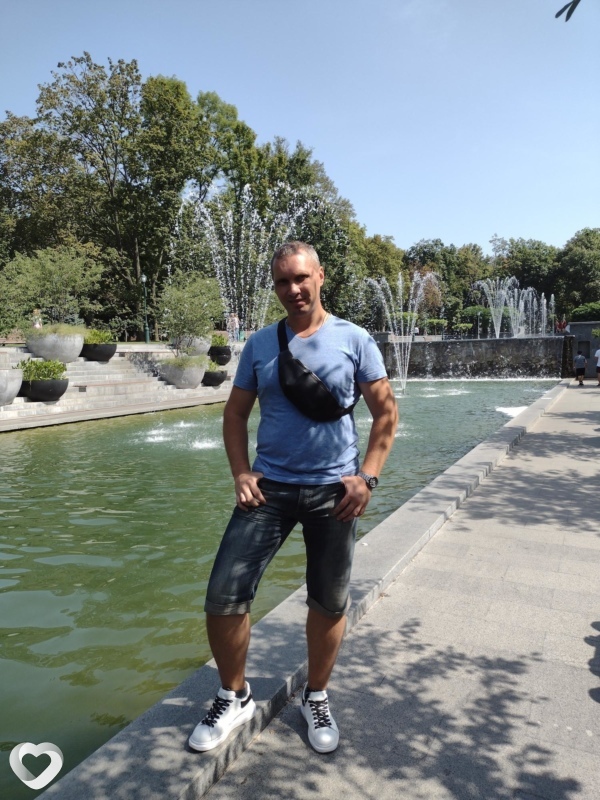 Саша, 43, Харькове — анкета №284357