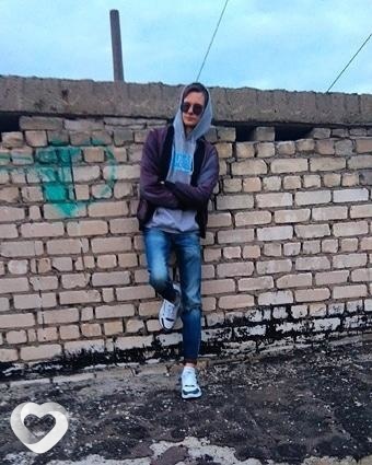 Богдан, 24, Стаханове — анкета №284963