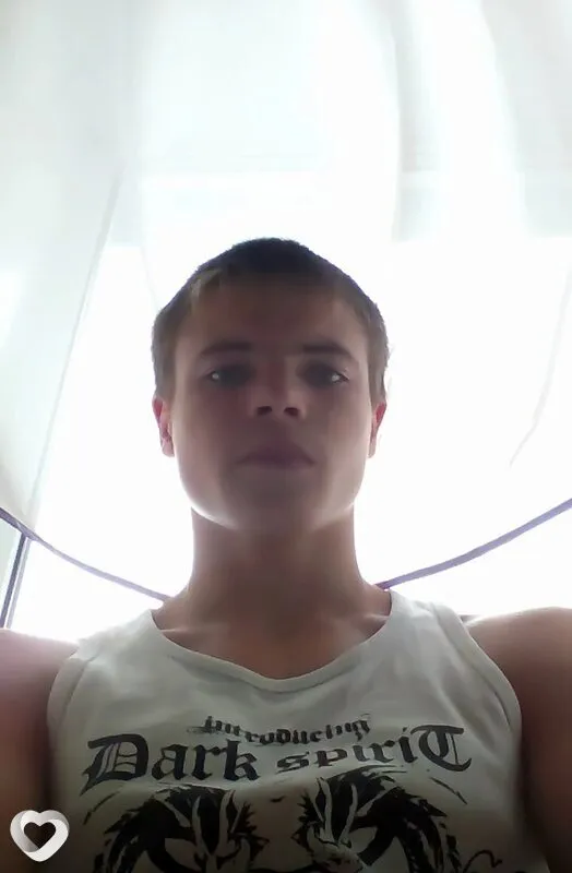 Вадим, 22, Барнауле — анкета №286866