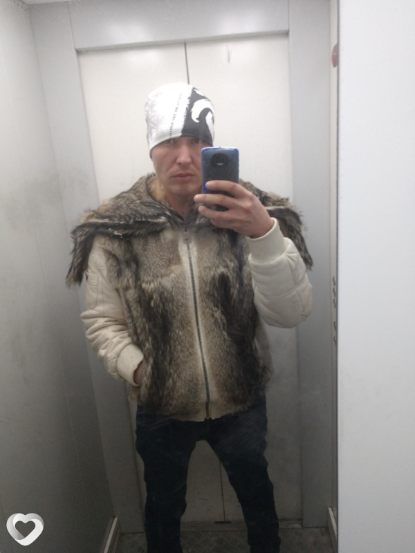 Михаил, 39, Ангарске — анкета №297631