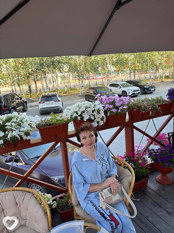 Алена, 47, Нефтеюганске — анкета №299845