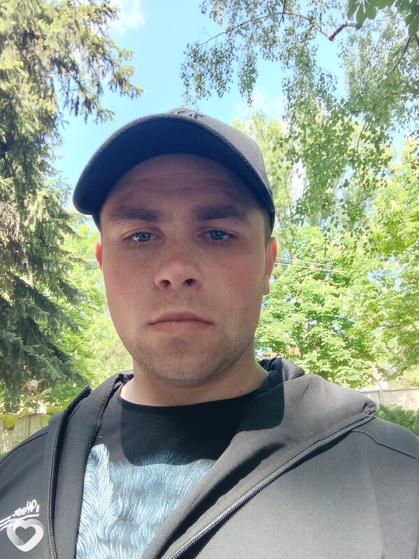 Динис, 28, Луганске — анкета №302077