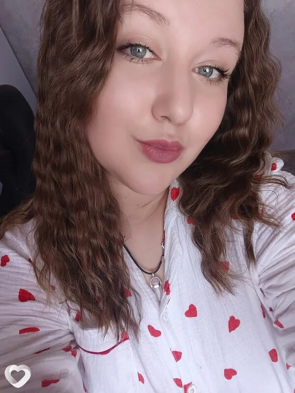 Арина, 23, Барнауле — анкета №302981