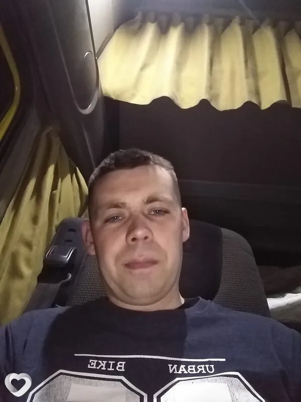 Максим, 33, Лунинце — анкета №7946