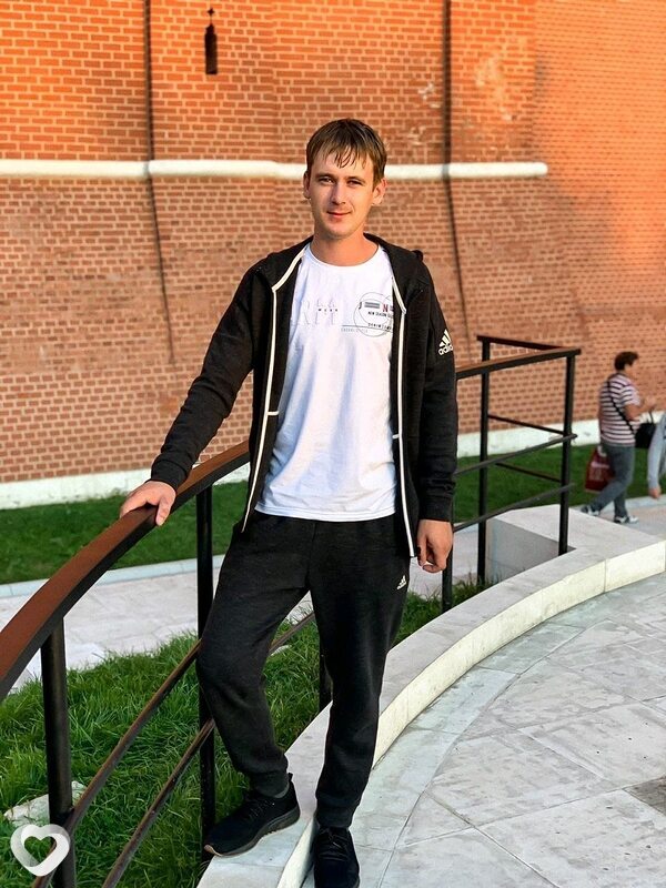 Артём, 29, Ровеньках — анкета №308873