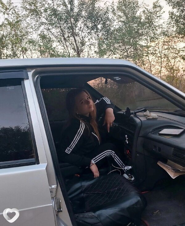 Александра, 22, Ростове-на-Дону — анкета №309528