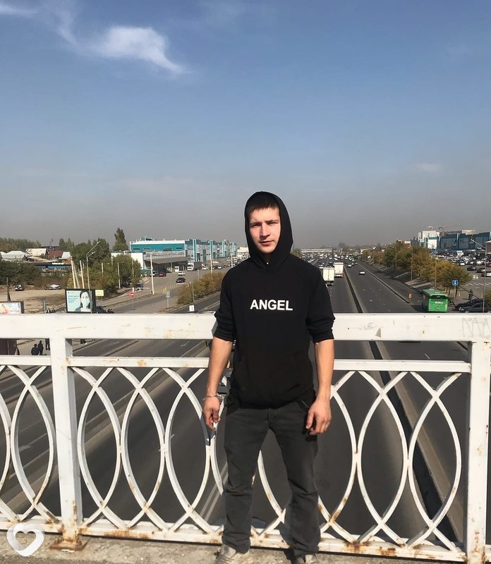 Саня, 27, Усть-Каменогорск — анкета №314604
