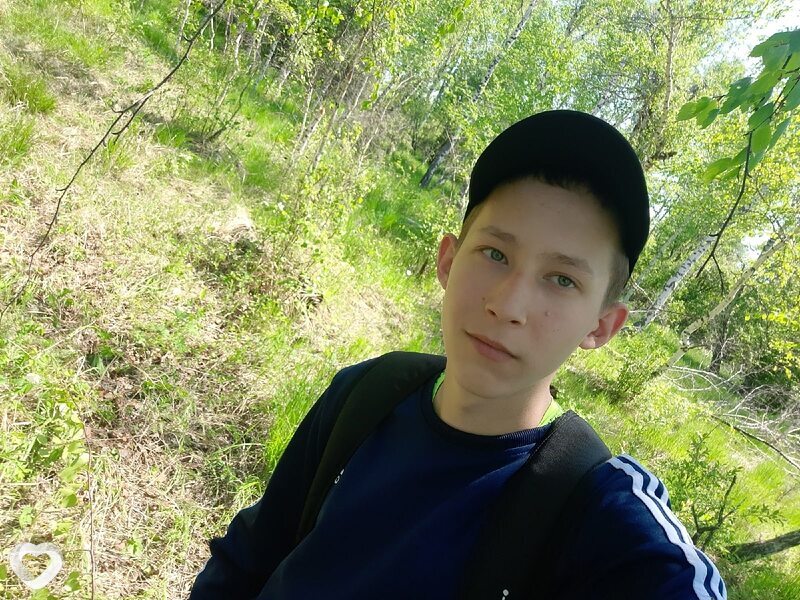 Максим, 21, Зиме — анкета №316436