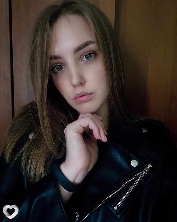 Виктория, Мостовской