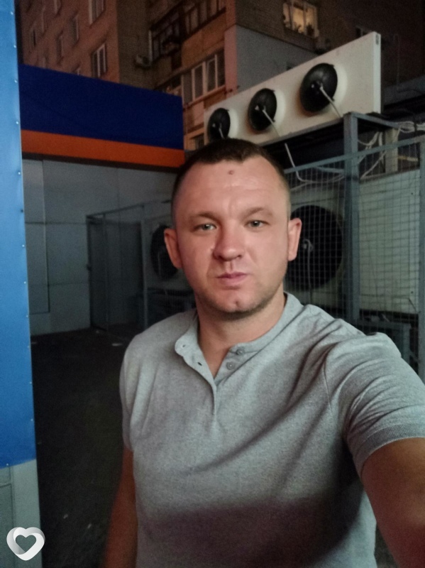 Артем, 40, Днепр — анкета №317360
