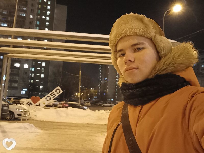 Максим, 23, Москве — анкета №323150