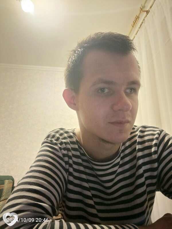 Виталий, 22, Бобруйске — анкета №326195
