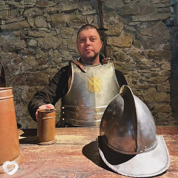 Nicolas, Тарнов