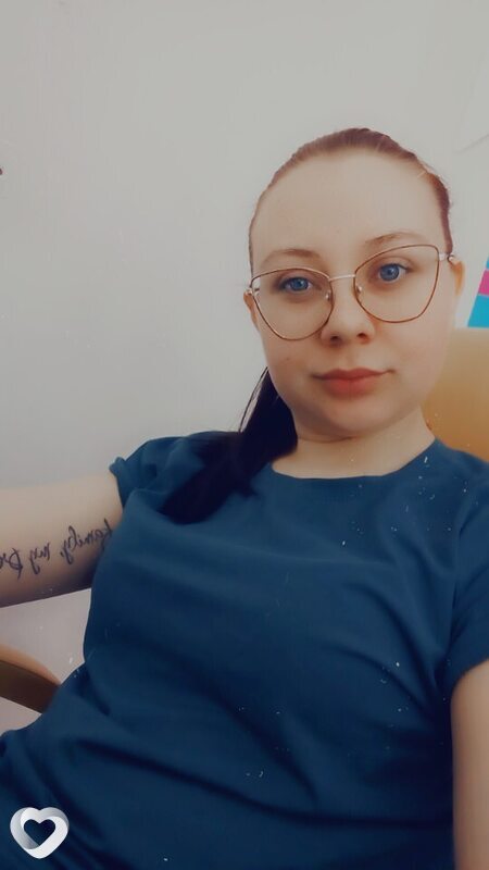 Ксения, 25, Новотроицке — анкета №327650