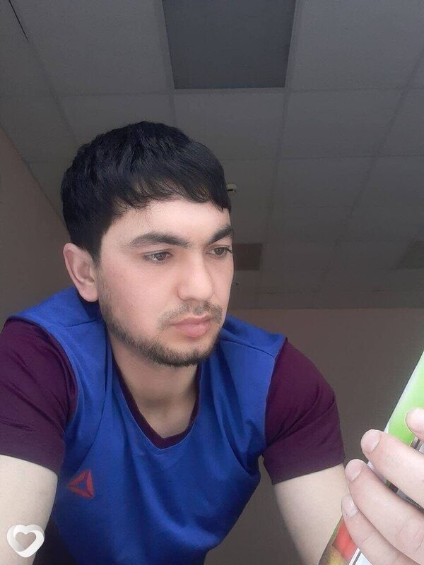 Oybek, Ангрен