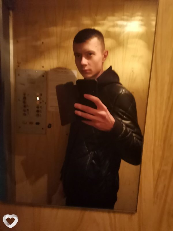Артем, 26, Санкт-Петербурге — анкета №330253