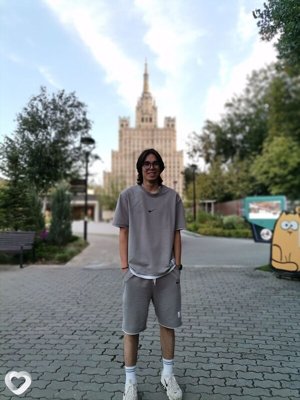 Михаил, 23, Москве — анкета №332125