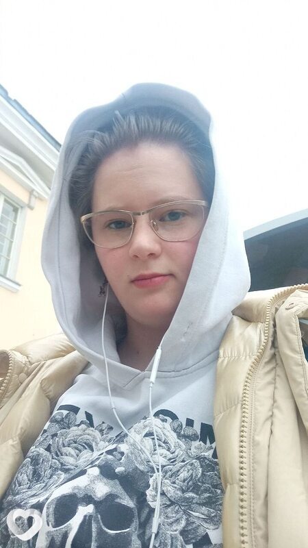 Крис, Ломоносов