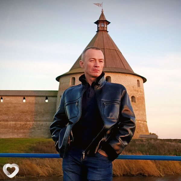 Alex, 42, Волхове — анкета №333758