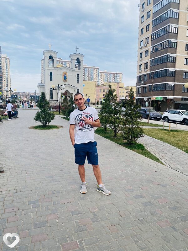 Артем, 28, Краснодаре — анкета №336457
