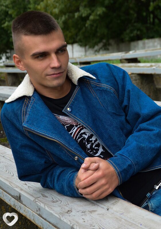 Артем, 26, Ростове-на-Дону — анкета №337565