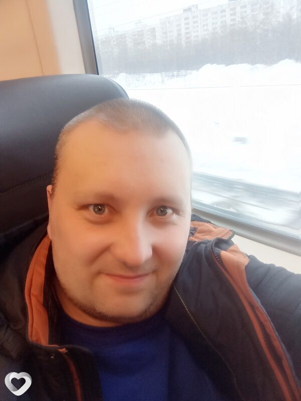 Дмитрий, 40, Карпинске — анкета №338877