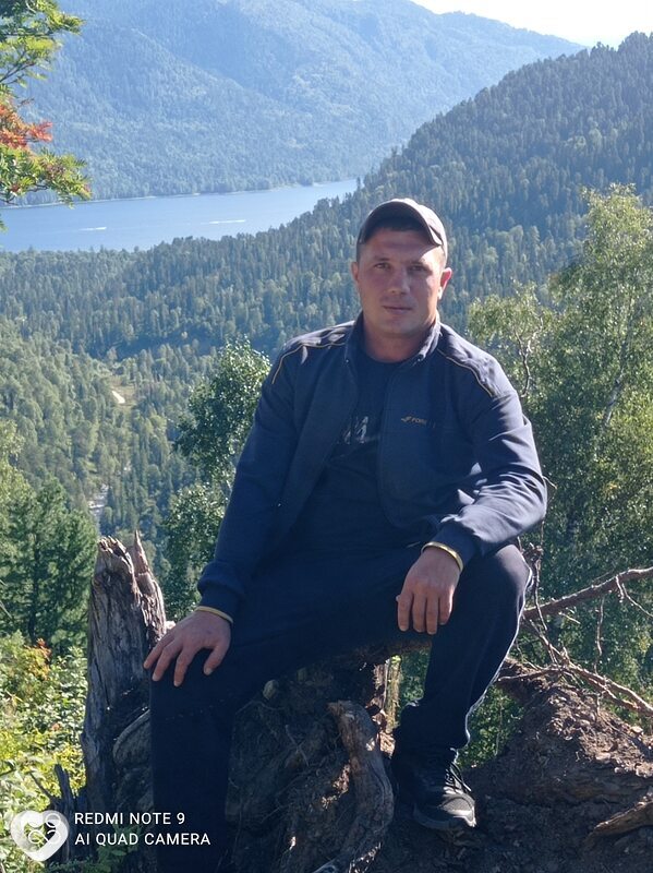 Валерий, 37, Бийске — анкета №342201