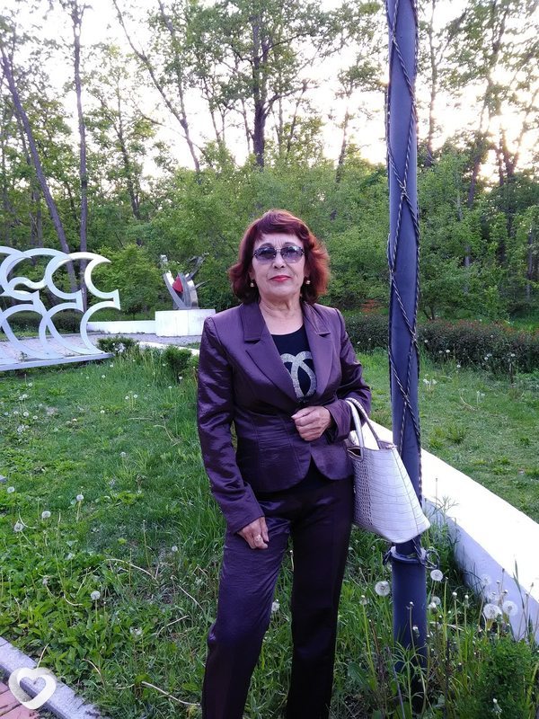 Анна, Артем