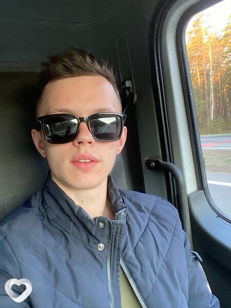 Максим, 27, Пинске — анкета №343676