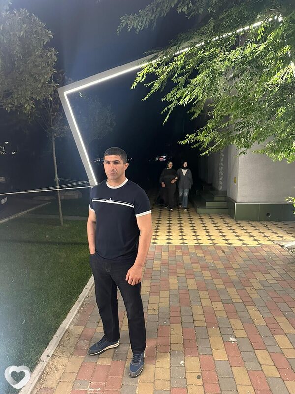 Нурик, Каспийск